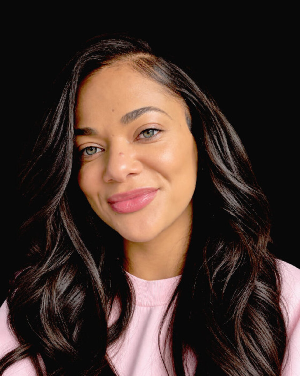 Portrait of Jonna Mannion